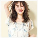 泉里香・着用の衣装ブランドと私服や財布!横顔も可愛い【画像】